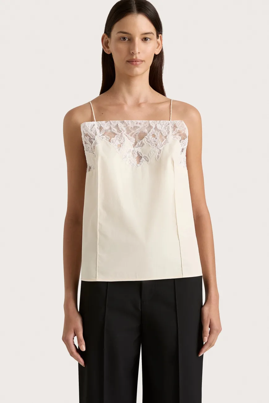 Etienne Top Off White